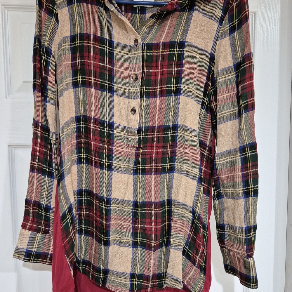 Plaid Women's Blouse in Red and Tan